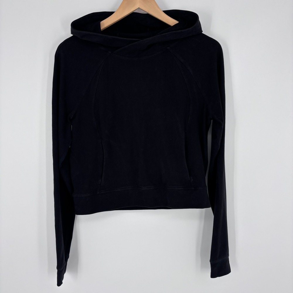 Lululemon All‎ Yours Cropped Hoodie Women 6 Black Sweatshirt Activewear Gym